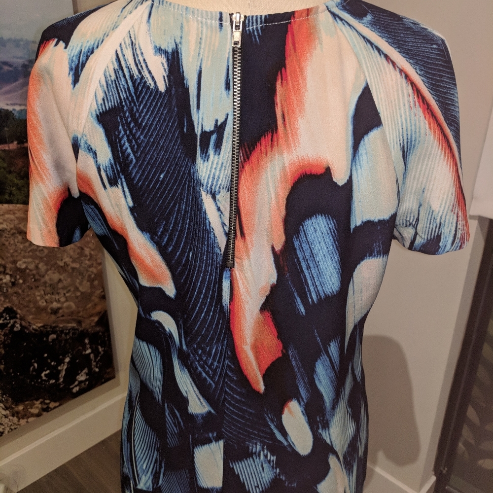 Dress - Picture 2 of 3